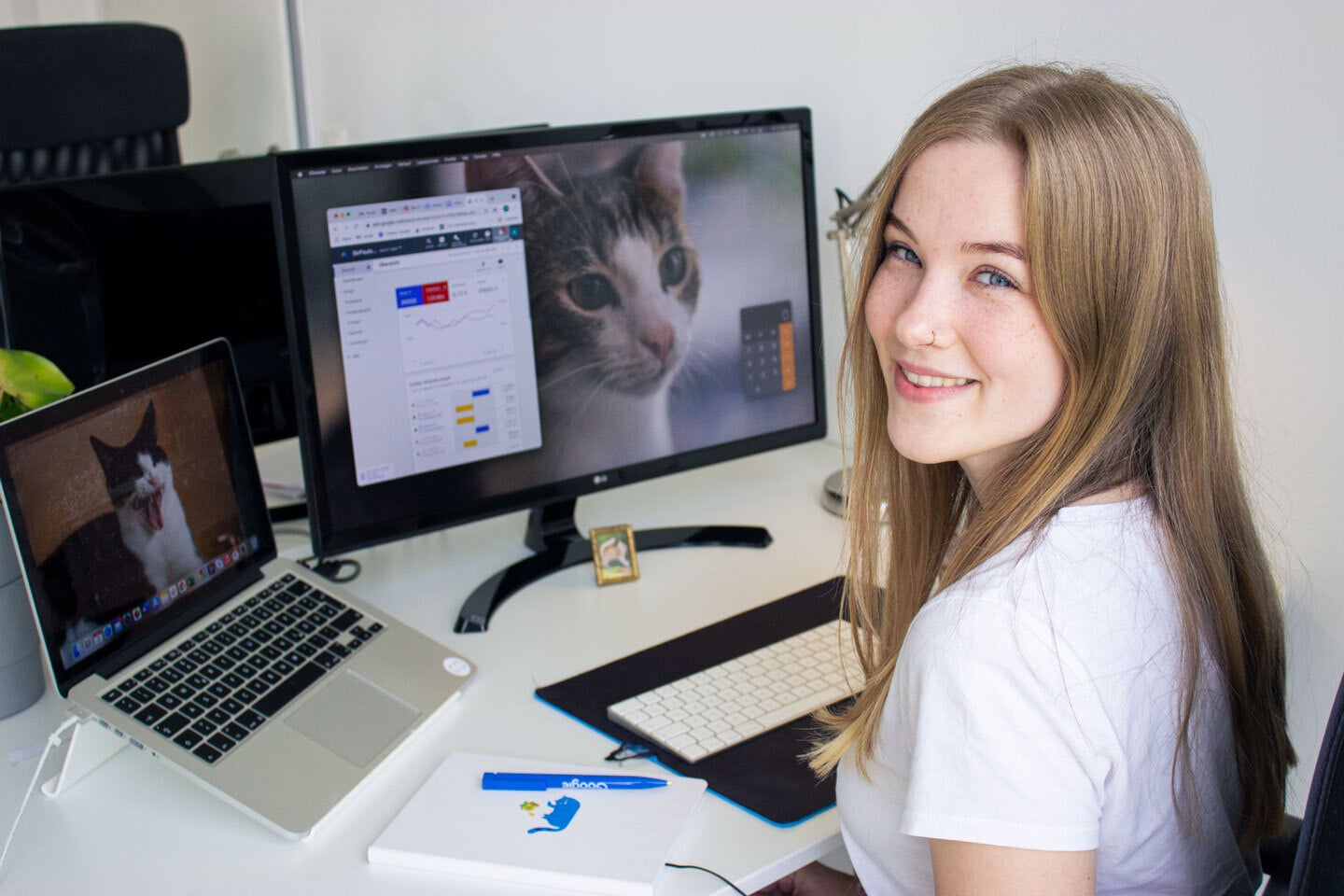 Julia. Unsere talentierte Google Adspertin, Beistrich-Detektivin und Crazy Cat Lady